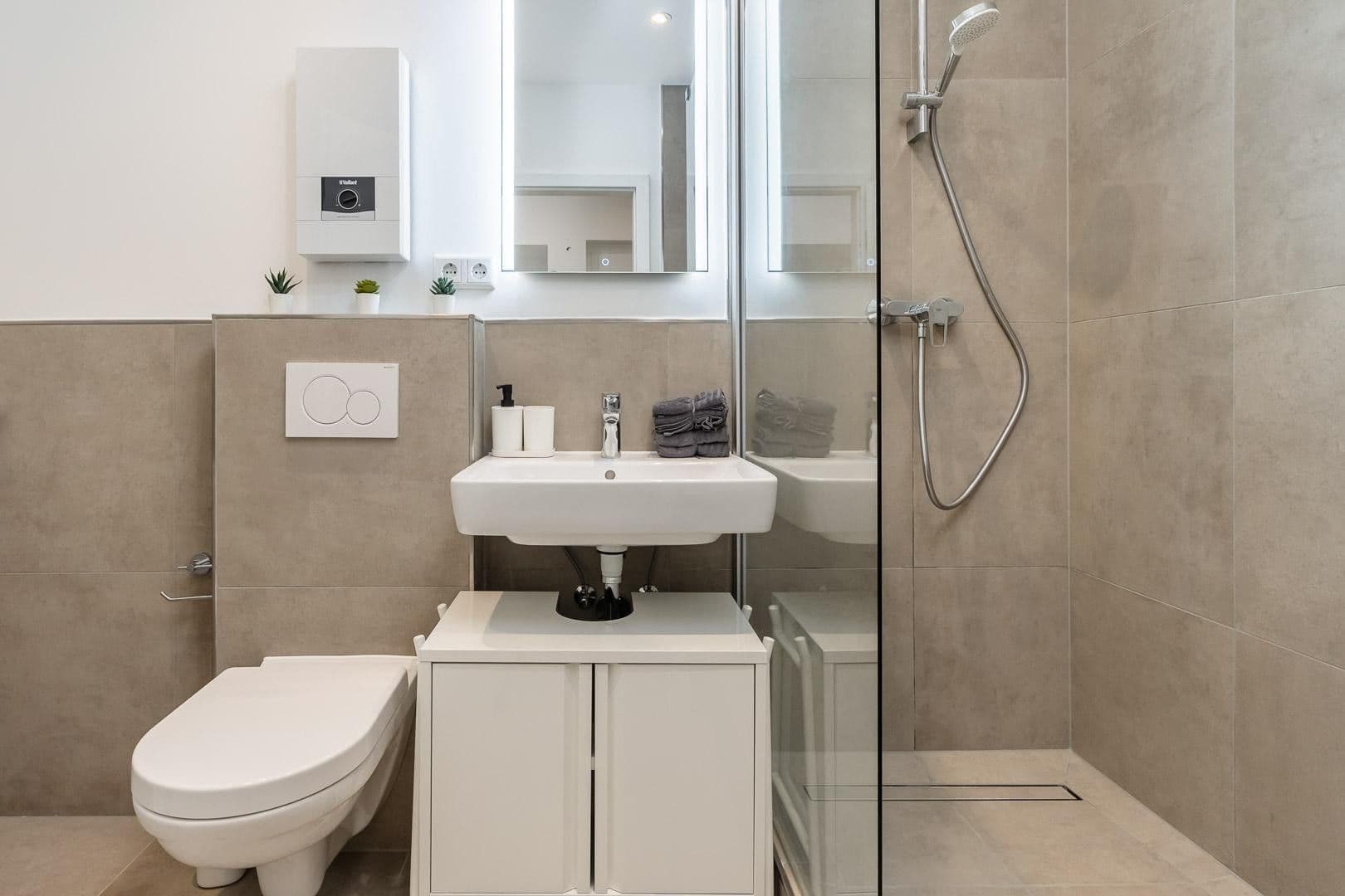 Pronájem bytu 16 m², Hüttenstr. 75, Düsseldorf, Severní Porýní-Vestfálsko Pronájem bytu 16 m², Hüttenstr. 75, Düsseldorf, Severní Porýní-Vestfálsko