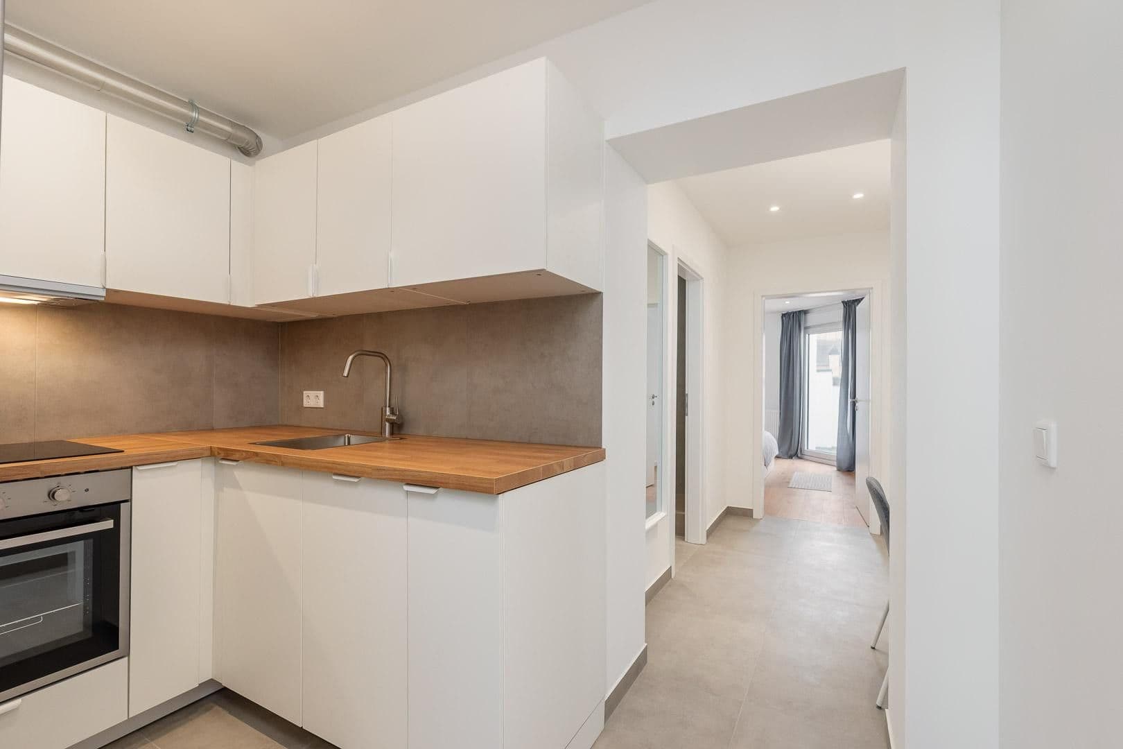 Pronájem bytu 16 m², Hüttenstr. 75, Düsseldorf, Severní Porýní-Vestfálsko Pronájem bytu 16 m², Hüttenstr. 75, Düsseldorf, Severní Porýní-Vestfálsko