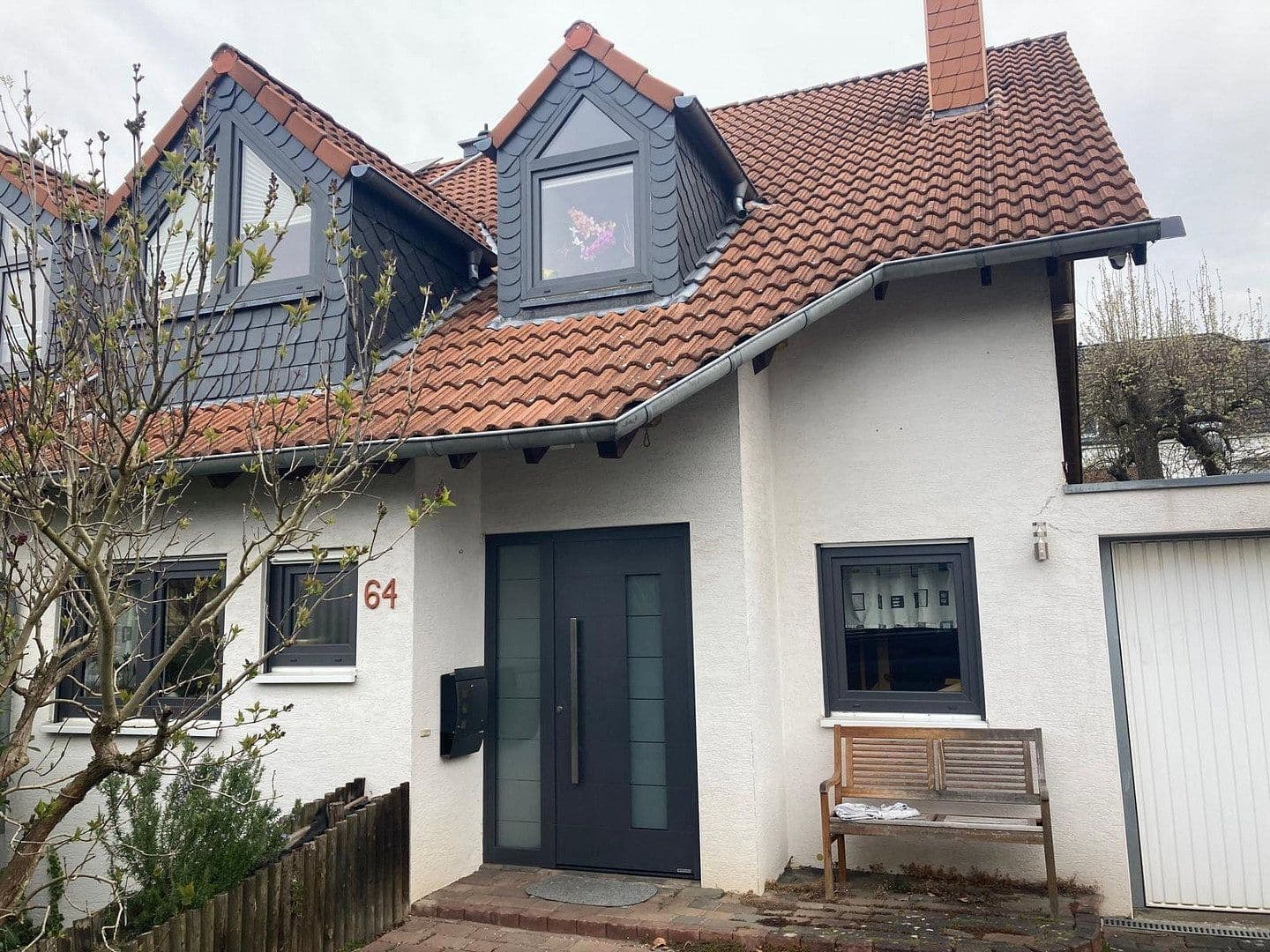 Prodej domu 134 m², pozemek 288 m², Erftstadt, Severní Porýní-Vestfálsko Prodej domu 134 m², pozemek 288 m², Erftstadt, Severní Porýní-Vestfálsko