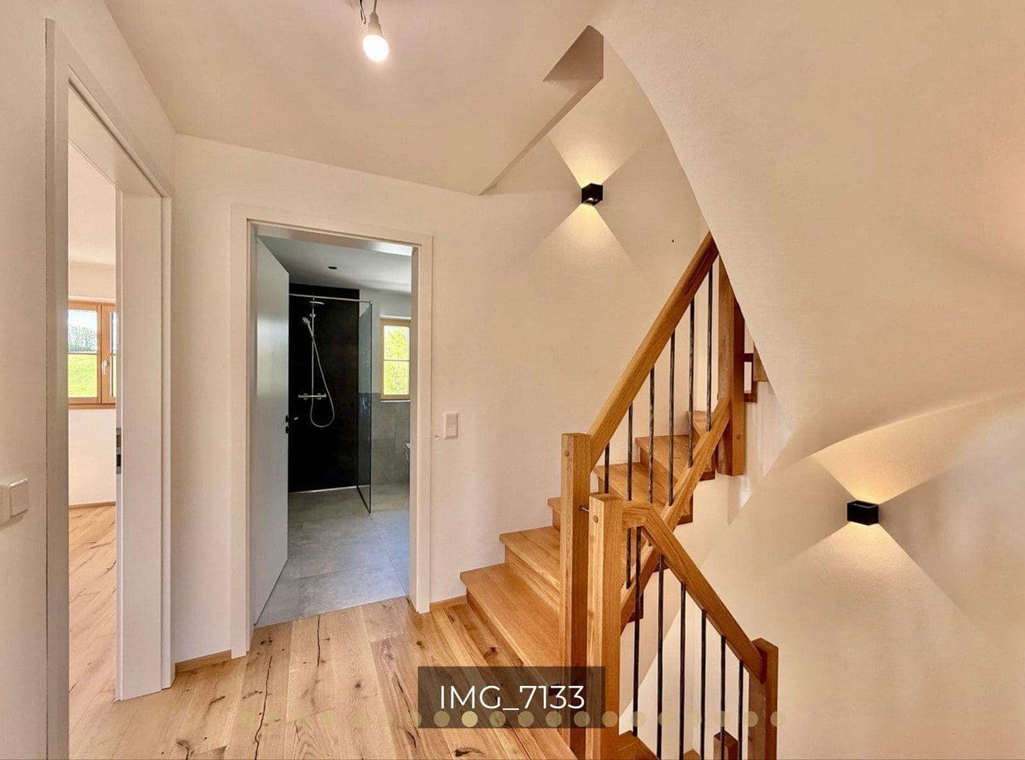 Prodej domu 151 m², pozemek 332 m², Pfarrer-Koller-Weg 6, Dietramszell, Bavorsko Prodej domu 151 m², pozemek 332 m², Pfarrer-Koller-Weg 6, Dietramszell, Bavorsko