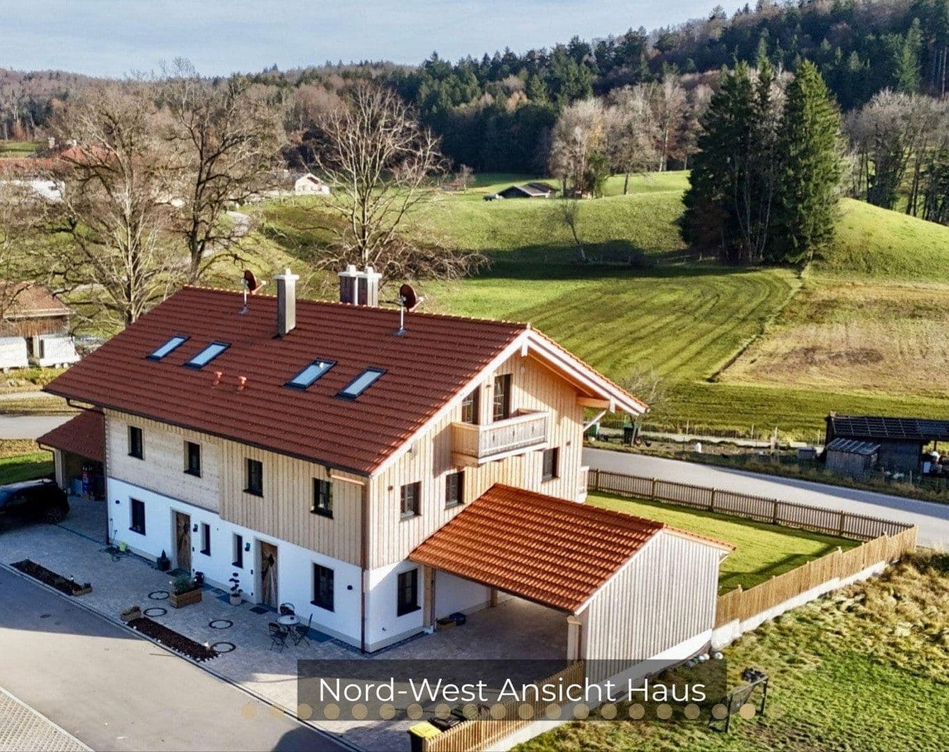 Prodej domu 151 m², pozemek 332 m², Pfarrer-Koller-Weg 6, Dietramszell, Bavorsko Prodej domu 151 m², pozemek 332 m², Pfarrer-Koller-Weg 6, Dietramszell, Bavorsko