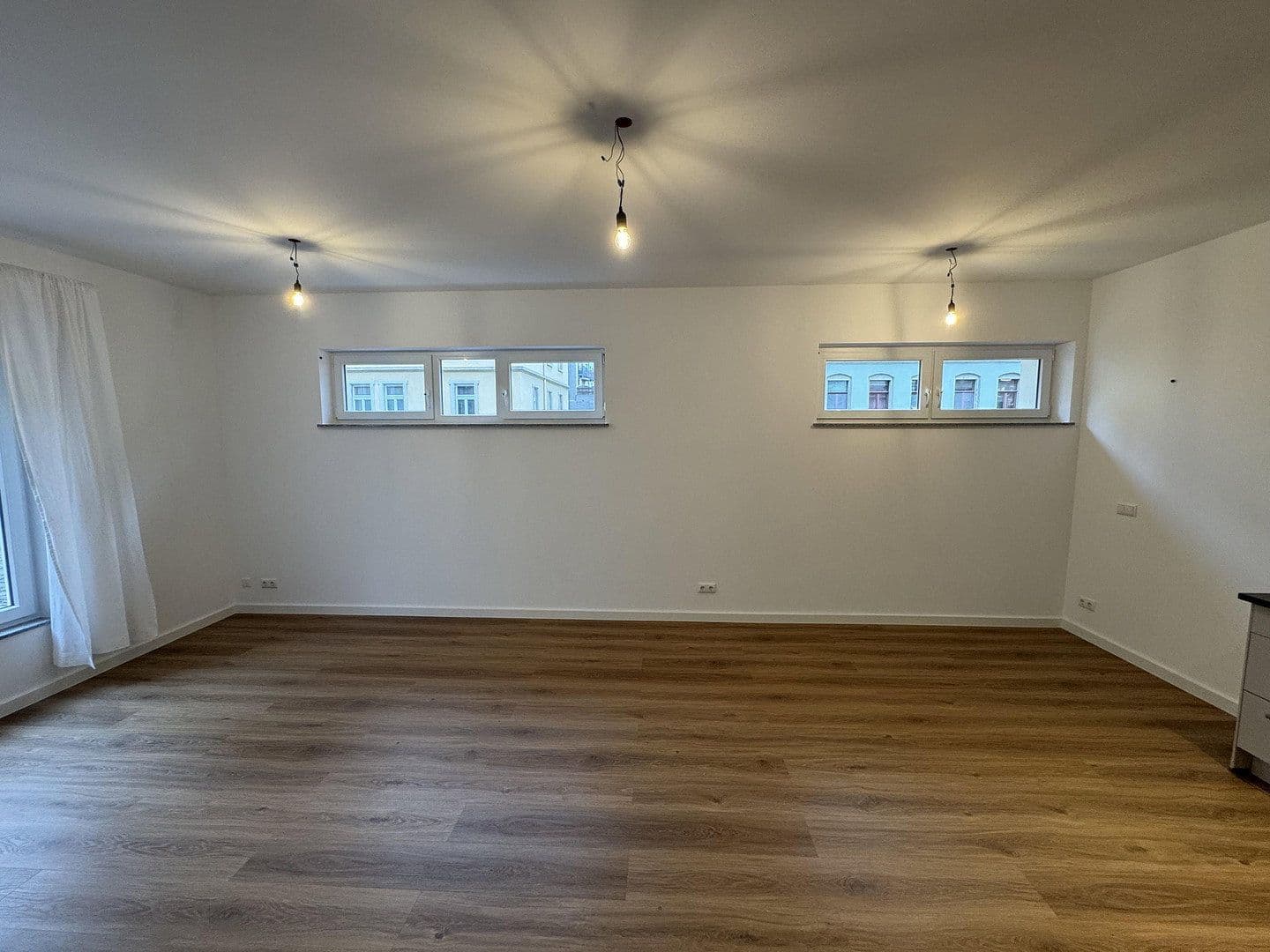 Pronájem bytu 2+1 55 m², Dresden, Sasko Pronájem bytu 2+1 55 m², Dresden, Sasko