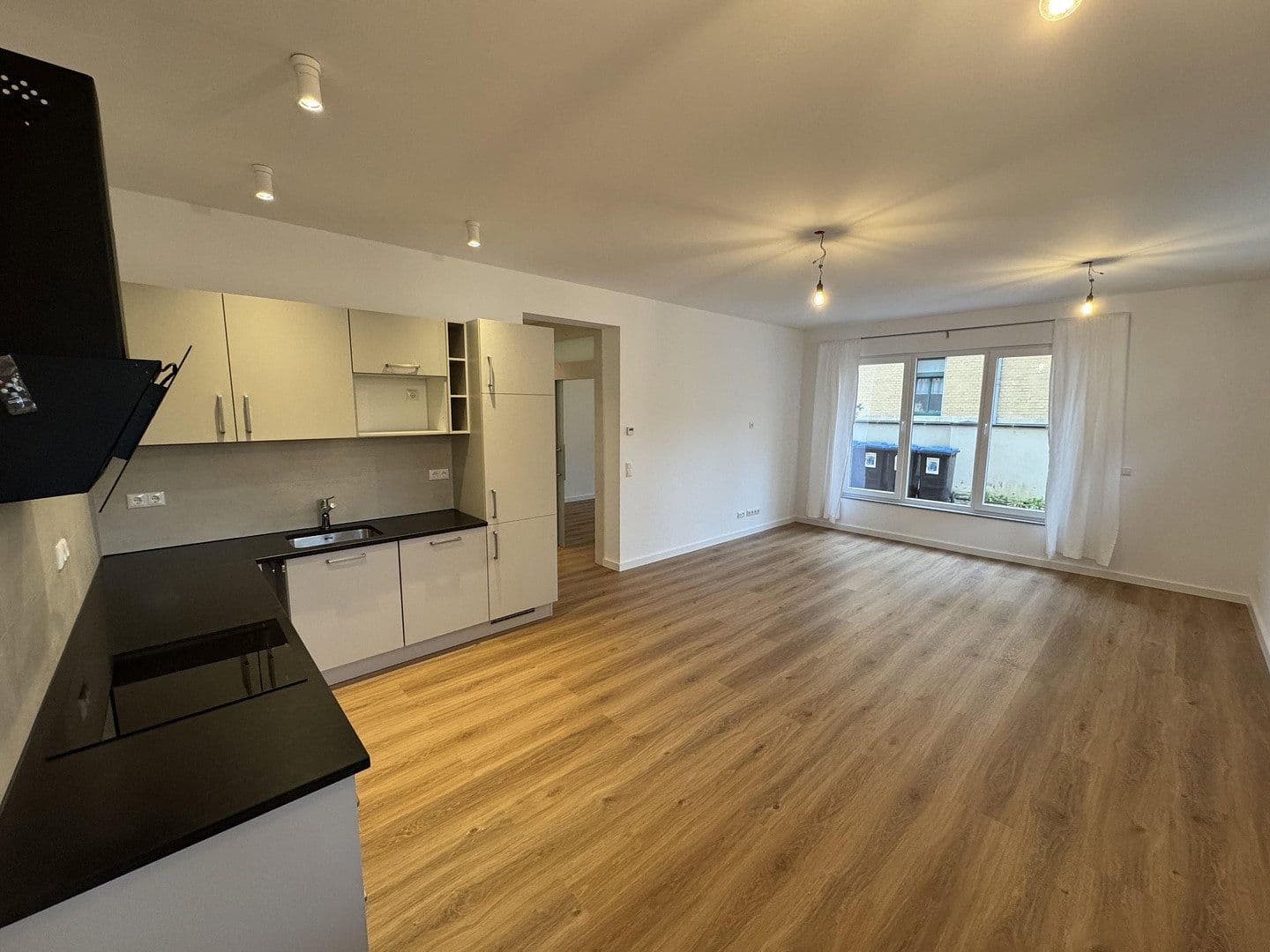 Pronájem bytu 2+1 55 m², Dresden, Sasko Pronájem bytu 2+1 55 m², Dresden, Sasko