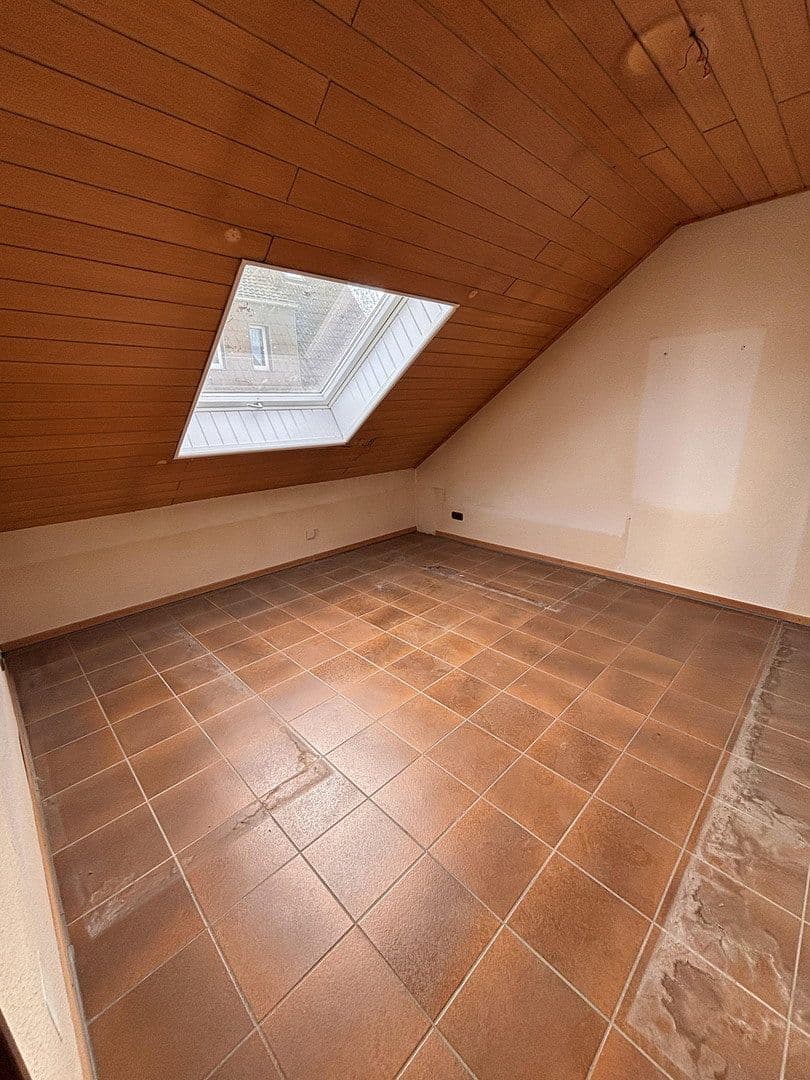 Pronájem bytu 2+1 76 m², Paderborn, Severní Porýní-Vestfálsko Pronájem bytu 2+1 76 m², Paderborn, Severní Porýní-Vestfálsko