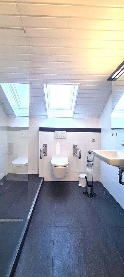 Prodej domu 224 m², pozemek 645 m², Hagen, Severní Porýní-Vestfálsko Prodej domu 224 m², pozemek 645 m², Hagen, Severní Porýní-Vestfálsko