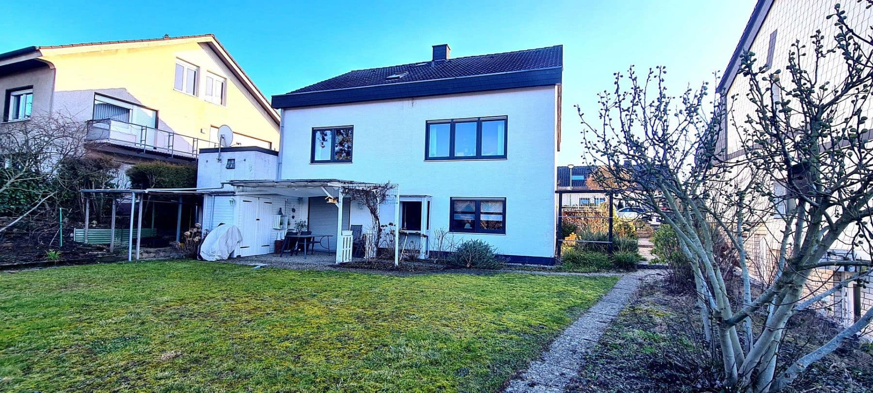 Prodej domu 224 m², pozemek 645 m², Hagen, Severní Porýní-Vestfálsko Prodej domu 224 m², pozemek 645 m², Hagen, Severní Porýní-Vestfálsko