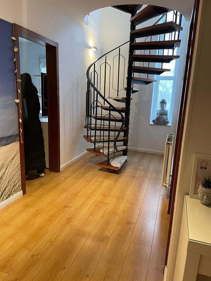 Prodej domu 224 m², pozemek 645 m², Hagen, Severní Porýní-Vestfálsko Prodej domu 224 m², pozemek 645 m², Hagen, Severní Porýní-Vestfálsko