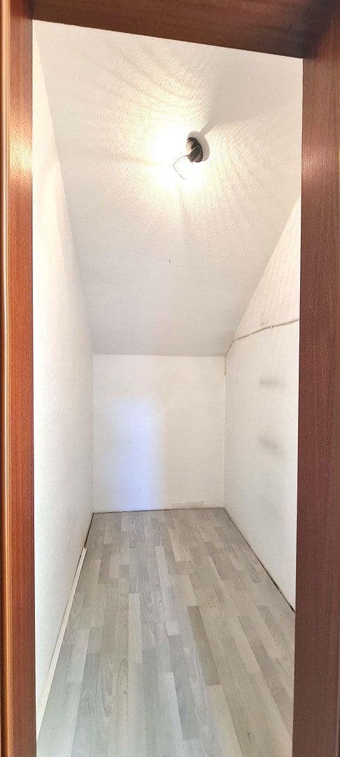 Prodej domu 224 m², pozemek 645 m², Hagen, Severní Porýní-Vestfálsko Prodej domu 224 m², pozemek 645 m², Hagen, Severní Porýní-Vestfálsko