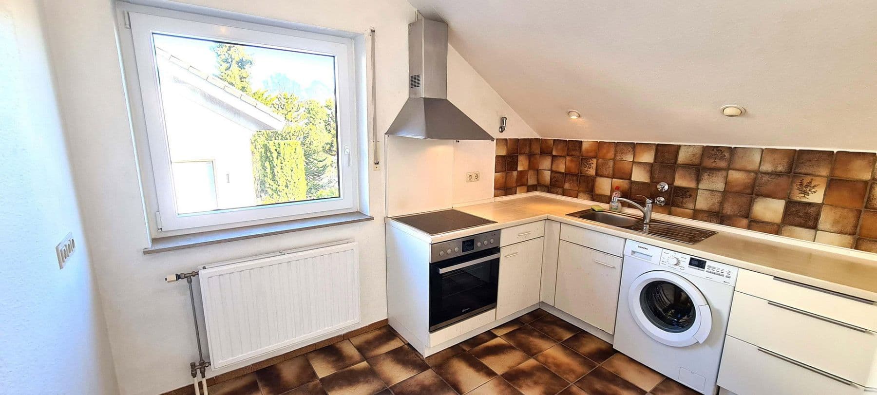 Prodej domu 224 m², pozemek 645 m², Hagen, Severní Porýní-Vestfálsko Prodej domu 224 m², pozemek 645 m², Hagen, Severní Porýní-Vestfálsko