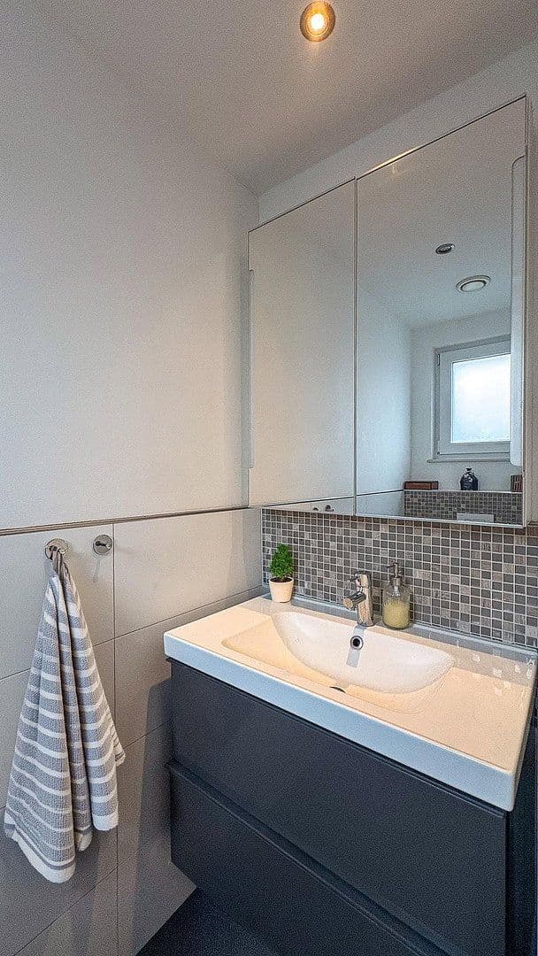 Prodej domu 133 m², pozemek 222 m², Hamburg, Hamburg Prodej domu 133 m², pozemek 222 m², Hamburg, Hamburg