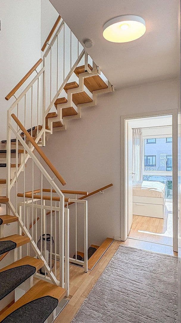 Prodej domu 133 m², pozemek 222 m², Hamburg, Hamburg Prodej domu 133 m², pozemek 222 m², Hamburg, Hamburg