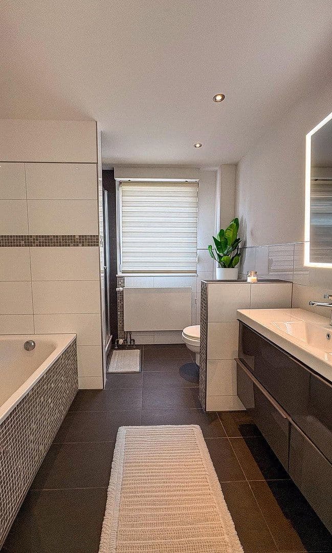 Prodej domu 133 m², pozemek 222 m², Hamburg, Hamburg Prodej domu 133 m², pozemek 222 m², Hamburg, Hamburg