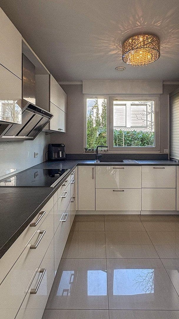 Prodej domu 133 m², pozemek 222 m², Hamburg, Hamburg Prodej domu 133 m², pozemek 222 m², Hamburg, Hamburg