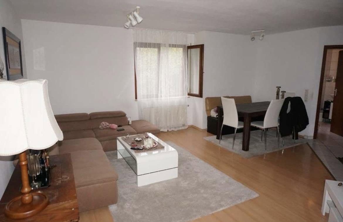 Pronájem bytu 2+1 50 m², Weissach, Bádensko-Württembersko Pronájem bytu 2+1 50 m², Weissach, Bádensko-Württembersko