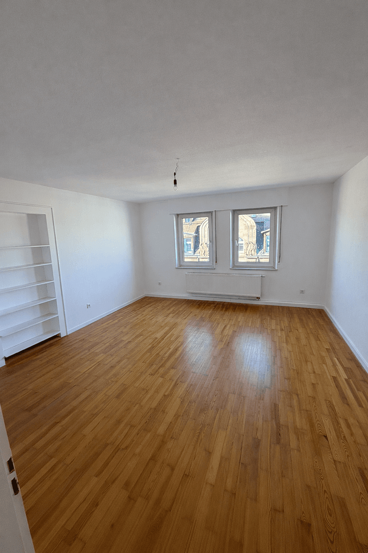 Pronájem bytu 4+1 120 m², Bucher Straße 97, Nürnberg, Bavorsko Pronájem bytu 4+1 120 m², Bucher Straße 97, Nürnberg, Bavorsko