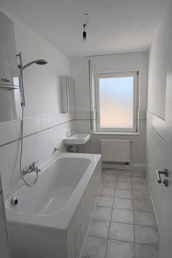 Pronájem bytu 4+1 120 m², Bucher Straße 97, Nürnberg, Bavorsko Pronájem bytu 4+1 120 m², Bucher Straße 97, Nürnberg, Bavorsko