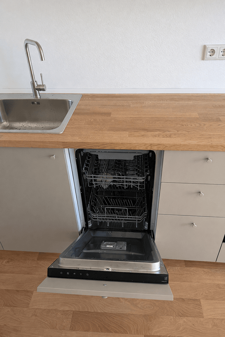 Pronájem bytu 4+1 120 m², Bucher Straße 97, Nürnberg, Bavorsko Pronájem bytu 4+1 120 m², Bucher Straße 97, Nürnberg, Bavorsko