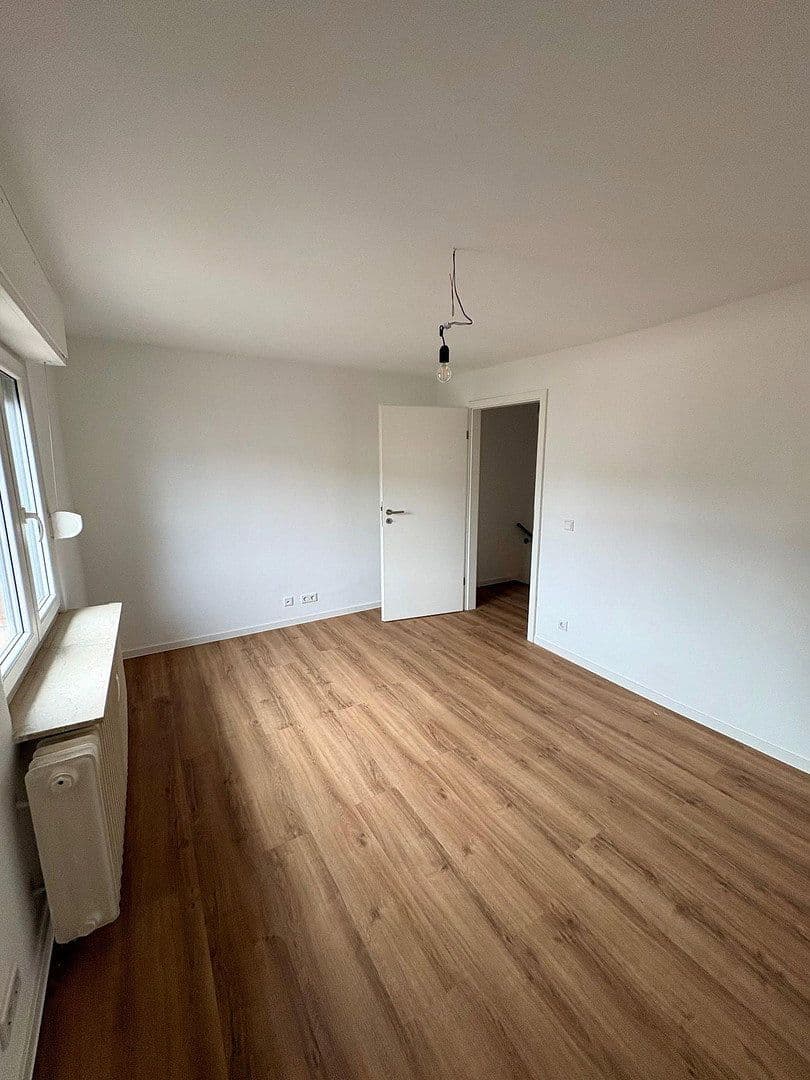Pronájem bytu 2+1 46 m², Frankfurt am Main, Hessen Pronájem bytu 2+1 46 m², Frankfurt am Main, Hessen