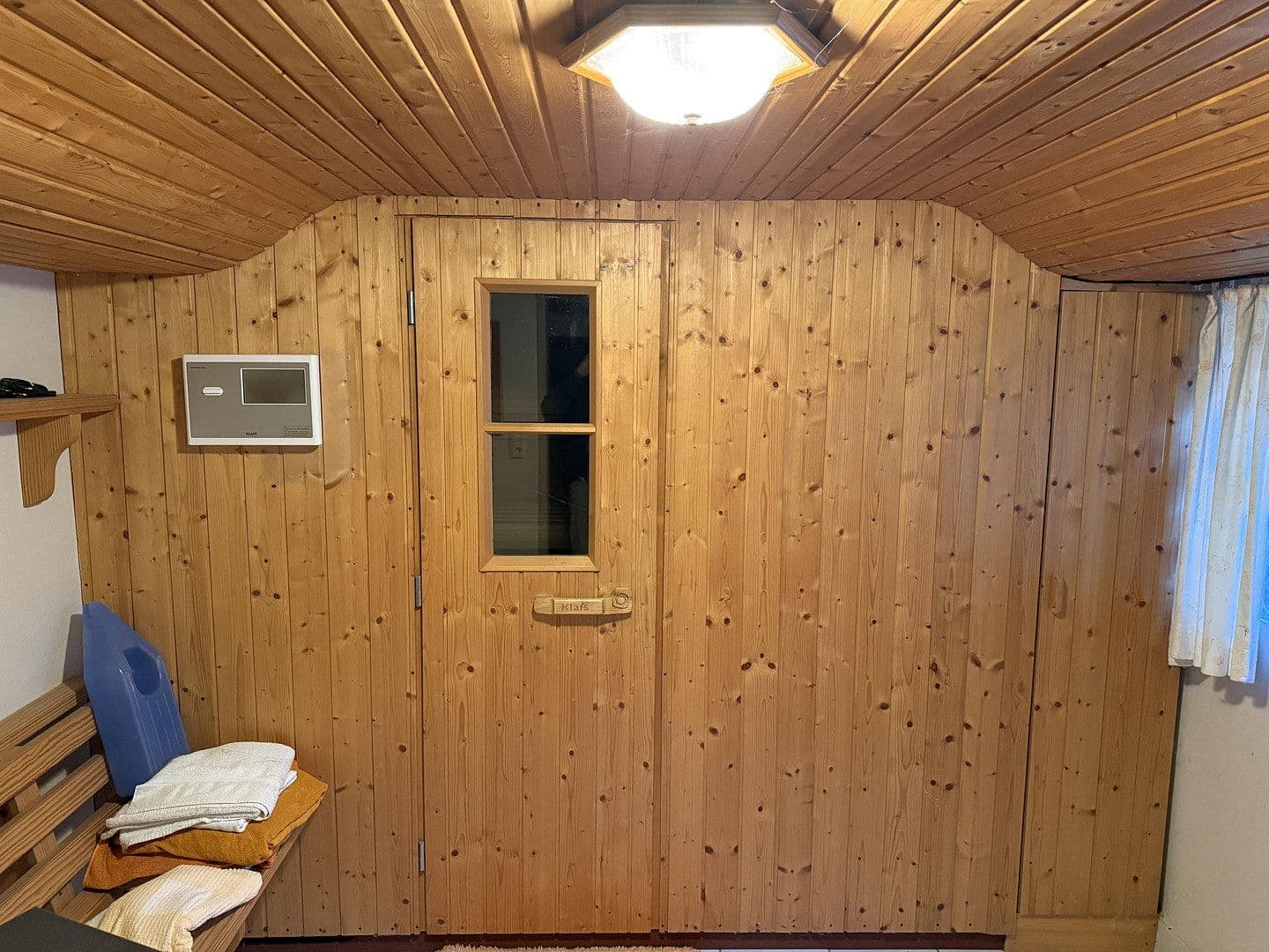 Prodej domu 165 m², pozemek 768 m², Stuhr, Dolní Sasko Prodej domu 165 m², pozemek 768 m², Stuhr, Dolní Sasko