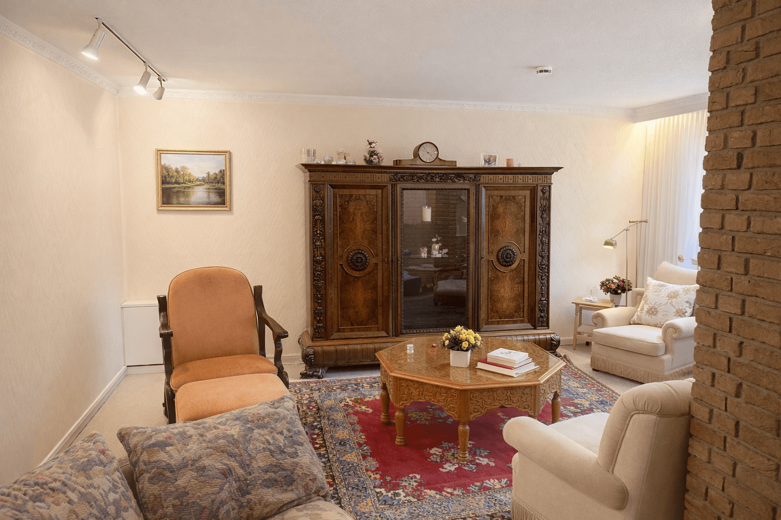 Prodej domu 165 m², pozemek 768 m², Stuhr, Dolní Sasko Prodej domu 165 m², pozemek 768 m², Stuhr, Dolní Sasko