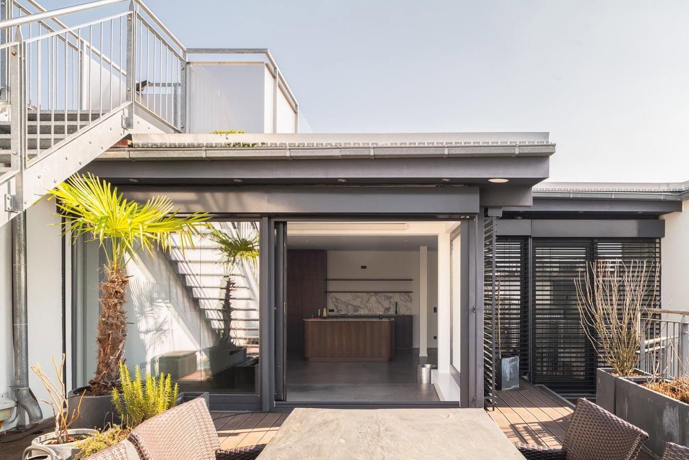 Prodej bytu 2+1 126 m², Graefestrasse 80, Berlin, Berlín Prodej bytu 2+1 126 m², Graefestrasse 80, Berlin, Berlín