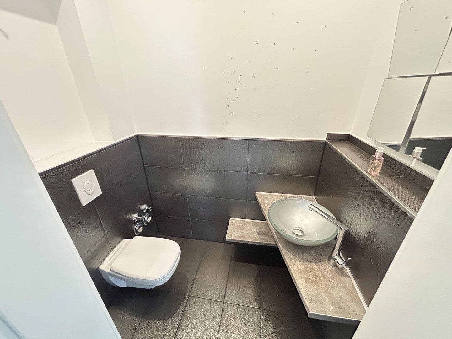 Prodej bytu 5+kk 226 m², Lambertusstr. 36, Troisdorf, Severní Porýní-Vestfálsko Prodej bytu 5+kk 226 m², Lambertusstr. 36, Troisdorf, Severní Porýní-Vestfálsko