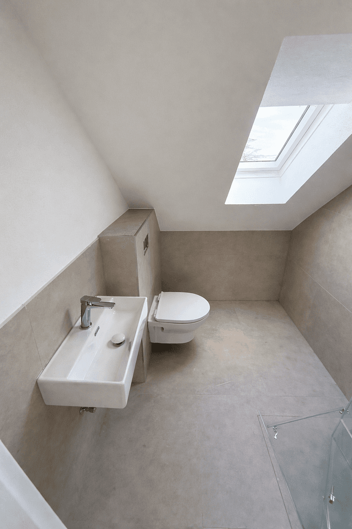 Pronájem bytu 4+1 15 m², Erlangen, Bavorsko Pronájem bytu 4+1 15 m², Erlangen, Bavorsko