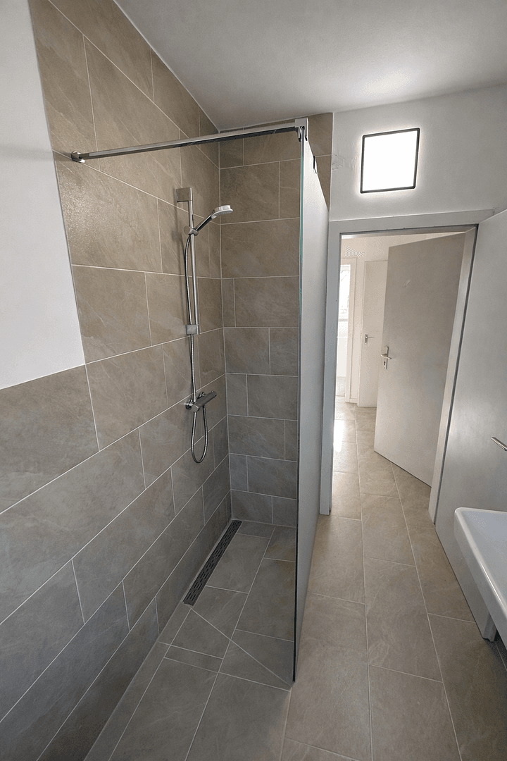 Pronájem bytu 4+1 15 m², Erlangen, Bavorsko Pronájem bytu 4+1 15 m², Erlangen, Bavorsko