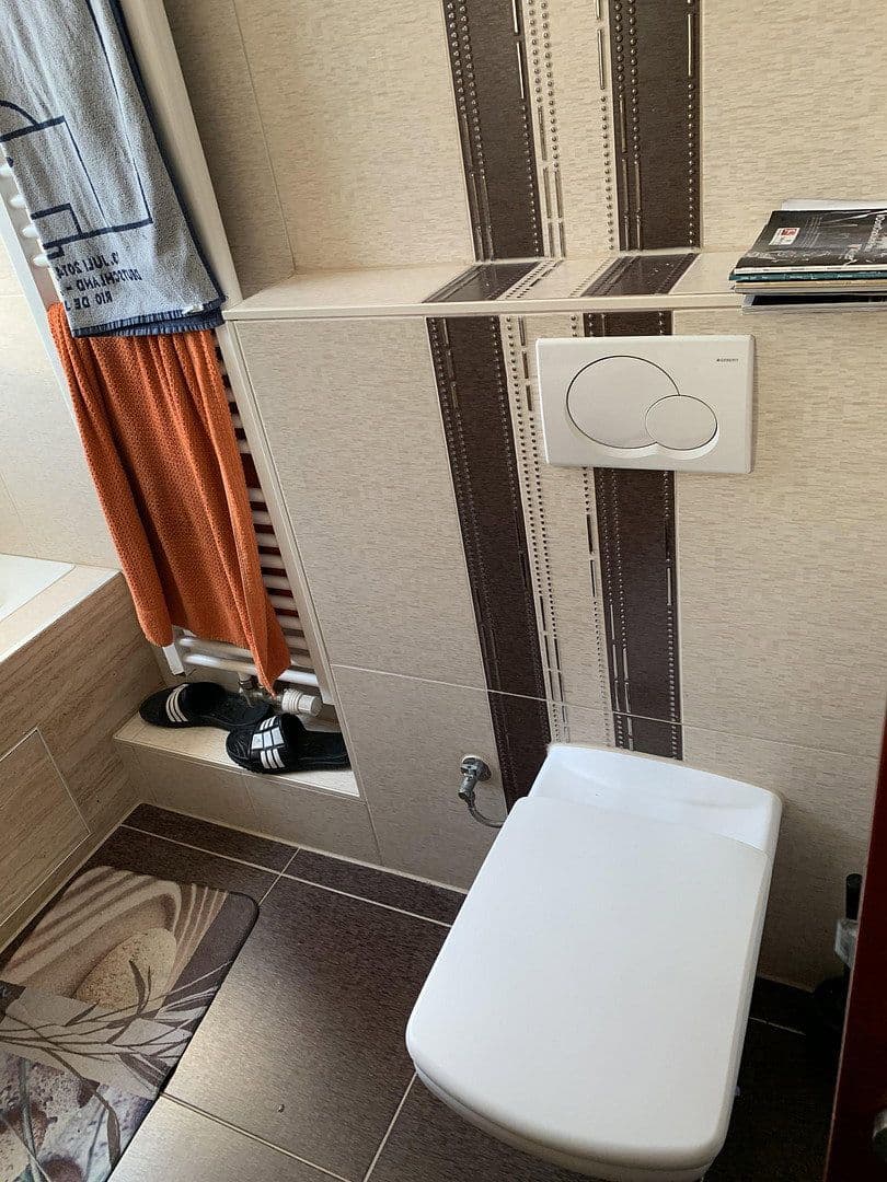 Pronájem bytu 3+1 70 m², Hegaustr., Stuttgart, Bádensko-Württembersko Pronájem bytu 3+1 70 m², Hegaustr., Stuttgart, Bádensko-Württembersko