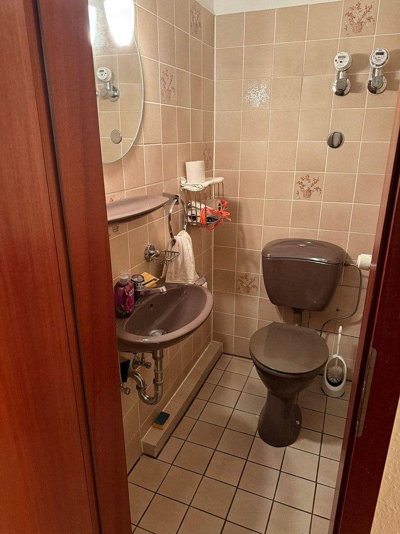 Prodej bytu 4+1 126 m², Wiesenau 30-32, Frankfurt, Hessen Prodej bytu 4+1 126 m², Wiesenau 30-32, Frankfurt, Hessen