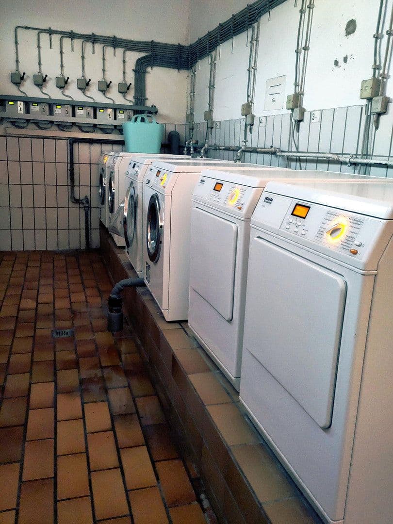 Prodej bytu 1+1 38 m², Riesstr. 65, München, Bavorsko Prodej bytu 1+1 38 m², Riesstr. 65, München, Bavorsko