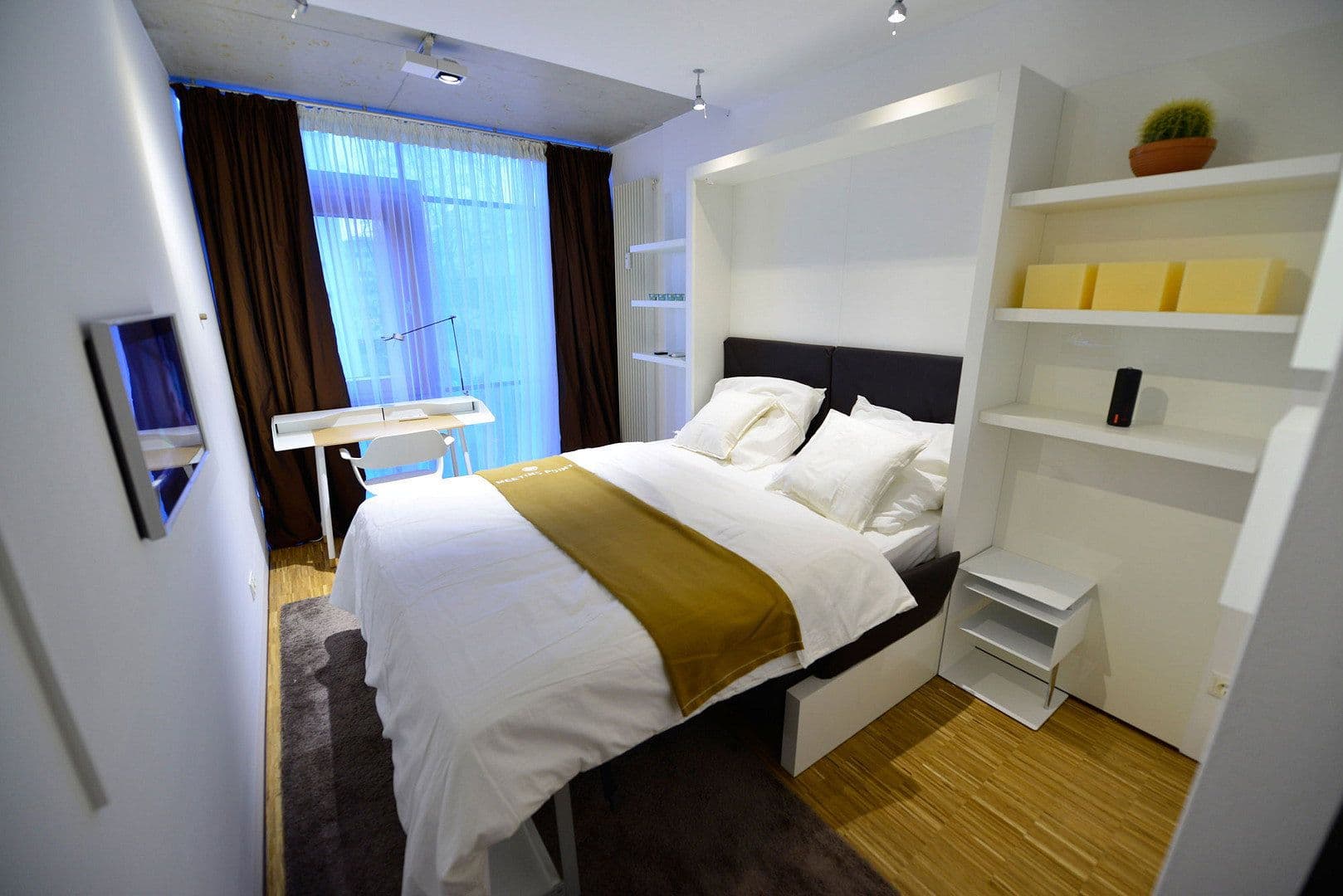 Pronájem bytu 1+kk 36 m², Köln, Severní Porýní-Vestfálsko Pronájem bytu 1+kk 36 m², Köln, Severní Porýní-Vestfálsko