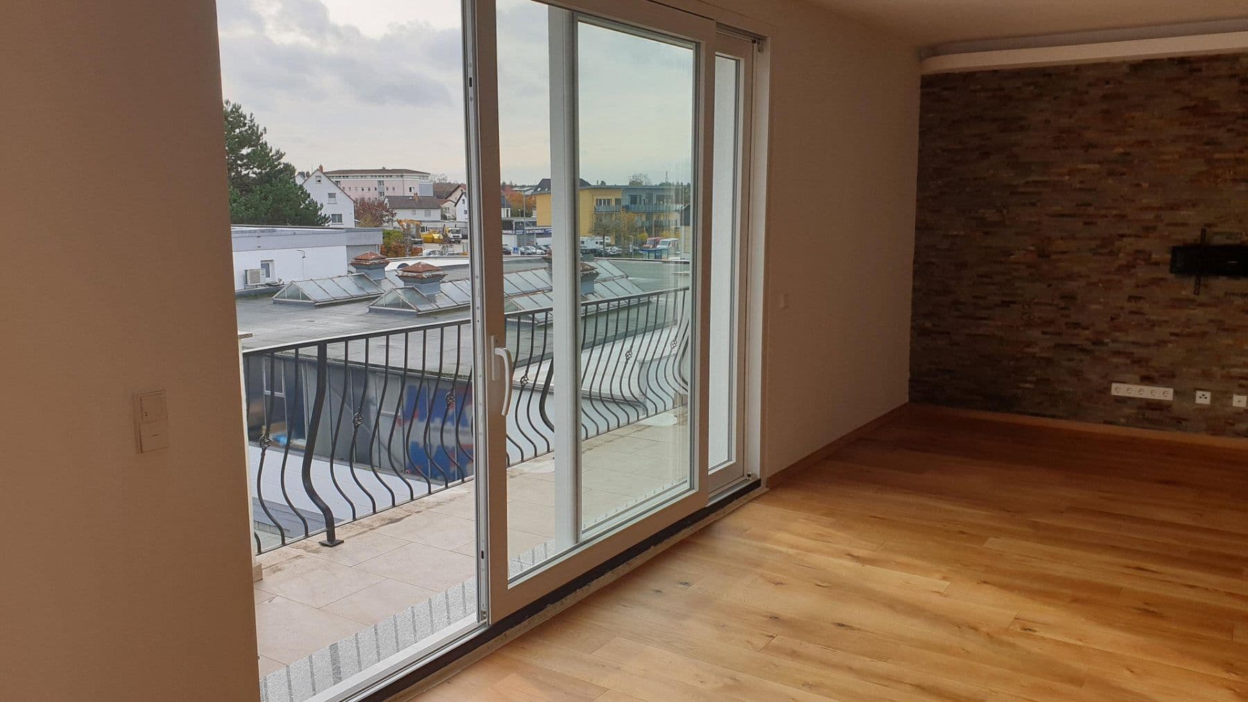 Prodej domu 1.350 m², pozemek 1.370 m², Am Goldberg 9, Heusenstamm, Hessen Prodej domu 1.350 m², pozemek 1.370 m², Am Goldberg 9, Heusenstamm, Hessen