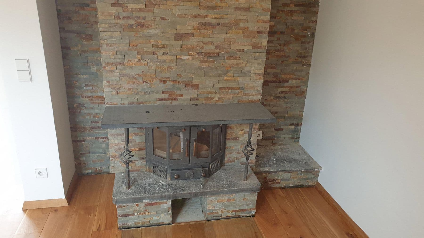 Prodej domu 1.350 m², pozemek 1.370 m², Am Goldberg 9, Heusenstamm, Hessen Prodej domu 1.350 m², pozemek 1.370 m², Am Goldberg 9, Heusenstamm, Hessen