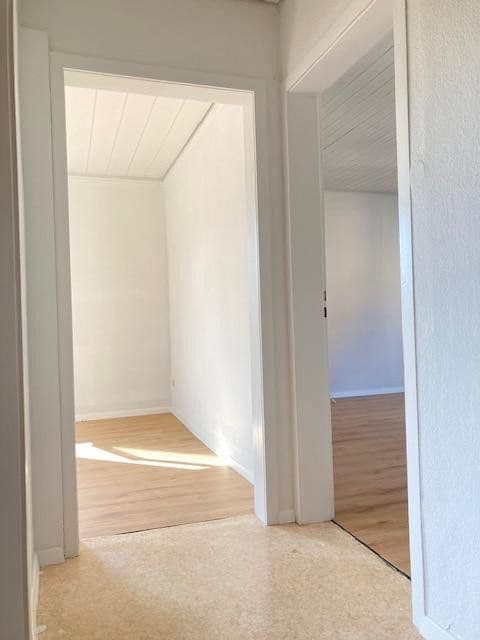 Pronájem bytu 3+kk 75 m², Stuttgart, Bádensko-Württembersko Pronájem bytu 3+kk 75 m², Stuttgart, Bádensko-Württembersko