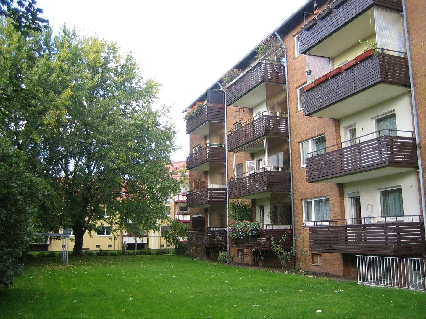 Prodej bytu 4+1 110 m², Eichendorffstr.5a, Peine, Dolní Sasko Prodej bytu 4+1 110 m², Eichendorffstr.5a, Peine, Dolní Sasko