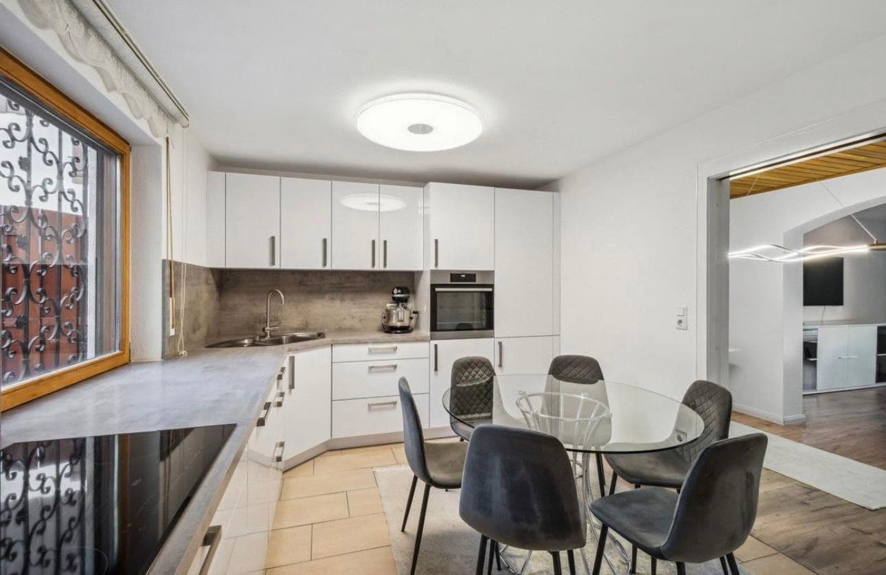 Prodej domu 133 m², pozemek 351 m², Birkenstraße 19, Miesbach, Bavorsko Prodej domu 133 m², pozemek 351 m², Birkenstraße 19, Miesbach, Bavorsko