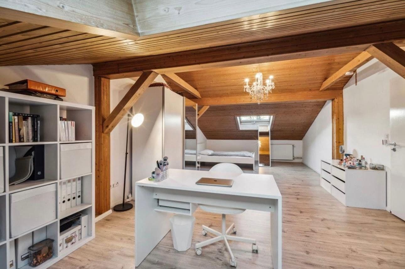 Prodej domu 133 m², pozemek 351 m², Birkenstraße 19, Miesbach, Bavorsko Prodej domu 133 m², pozemek 351 m², Birkenstraße 19, Miesbach, Bavorsko