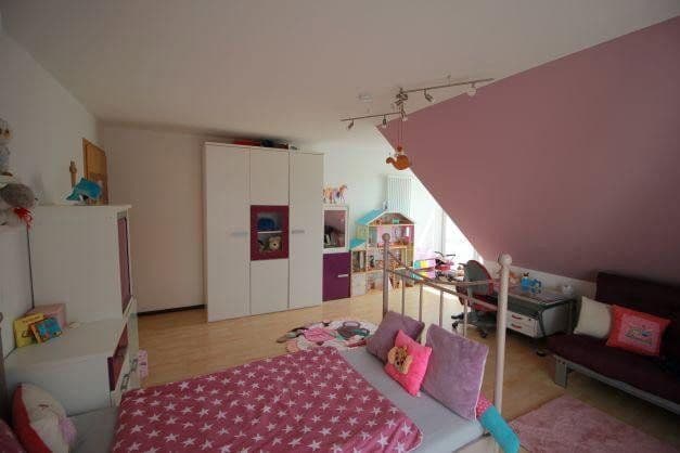 Prodej domu 265 m², pozemek 636 m², Heinrich-von-Vellberg-Weg 7, Vellberg, Bádensko-Württembersko Prodej domu 265 m², pozemek 636 m², Heinrich-von-Vellberg-Weg 7, Vellberg, Bádensko-Württembersko