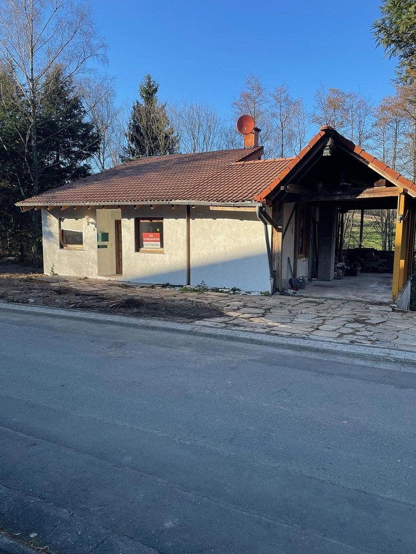 Prodej domu 141 m², pozemek 1.020 m², Lüderichweg 9, Lohmar, Severní Porýní-Vestfálsko Prodej domu 141 m², pozemek 1.020 m², Lüderichweg 9, Lohmar, Severní Porýní-Vestfálsko