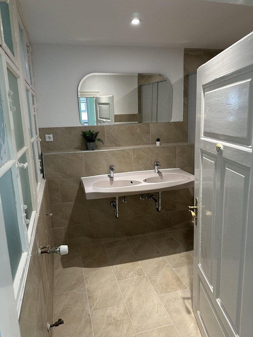 Pronájem bytu 16 m², Hauptstraße 75, Erlangen, Bavorsko Pronájem bytu 16 m², Hauptstraße 75, Erlangen, Bavorsko