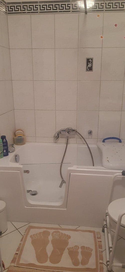 Pronájem bytu 2+1 68 m², Gärtnerstr. 24-26, Duisburg, Severní Porýní-Vestfálsko Pronájem bytu 2+1 68 m², Gärtnerstr. 24-26, Duisburg, Severní Porýní-Vestfálsko