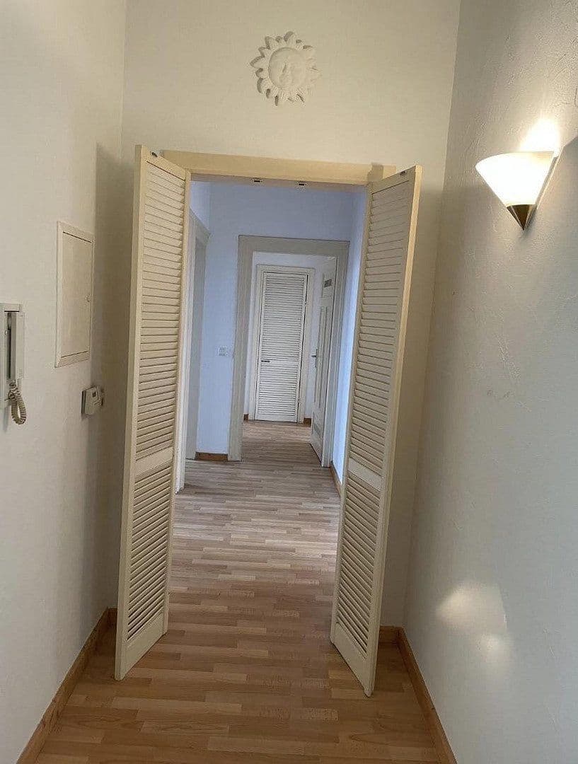 Pronájem bytu 3+1 84 m², Landau, Porýní-Falc Pronájem bytu 3+1 84 m², Landau, Porýní-Falc