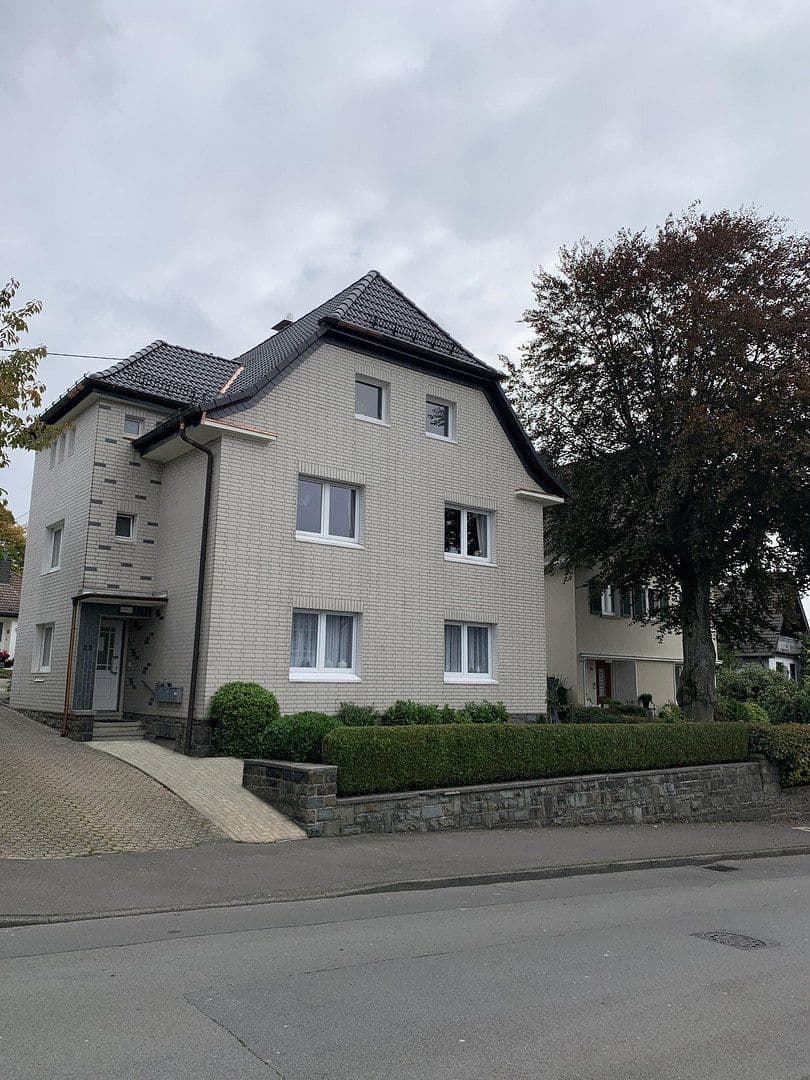 Prodej bytu 2+1 68 m², Lebrechtstrasse 28, Gummersbach, Severní Porýní-Vestfálsko Prodej bytu 2+1 68 m², Lebrechtstrasse 28, Gummersbach, Severní Porýní-Vestfálsko