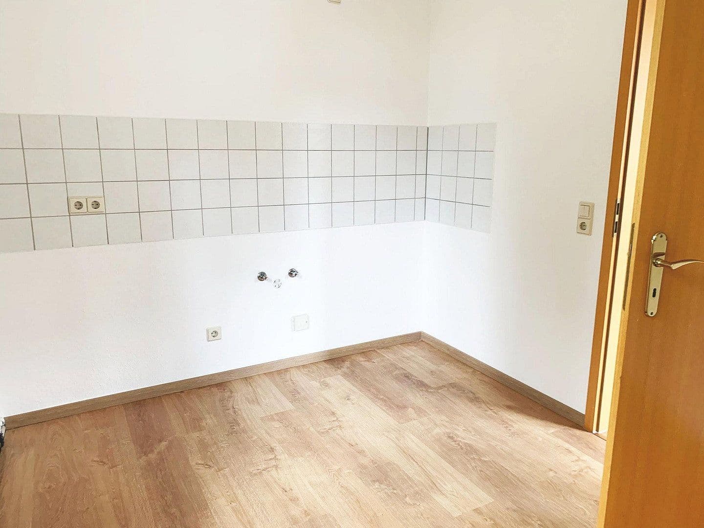 Pronájem bytu 2+1 56 m², Abteistraße 13, Oberlungwitz, Sasko Pronájem bytu 2+1 56 m², Abteistraße 13, Oberlungwitz, Sasko