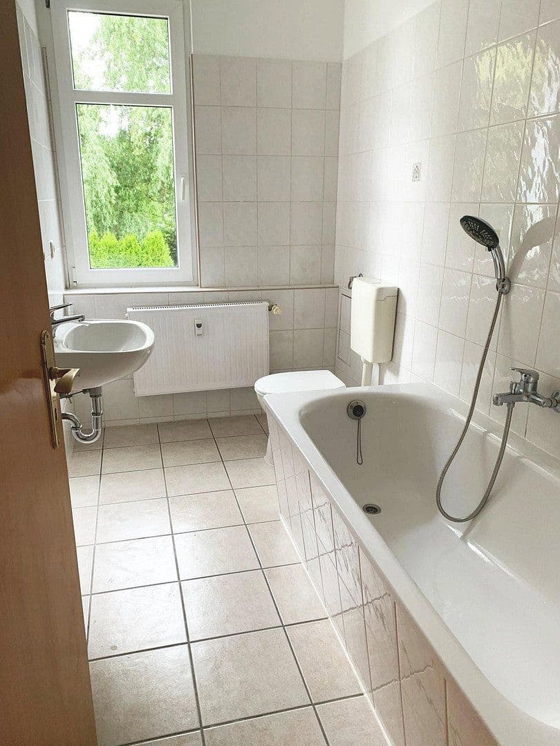 Pronájem bytu 2+1 56 m², Abteistraße 13, Oberlungwitz, Sasko Pronájem bytu 2+1 56 m², Abteistraße 13, Oberlungwitz, Sasko