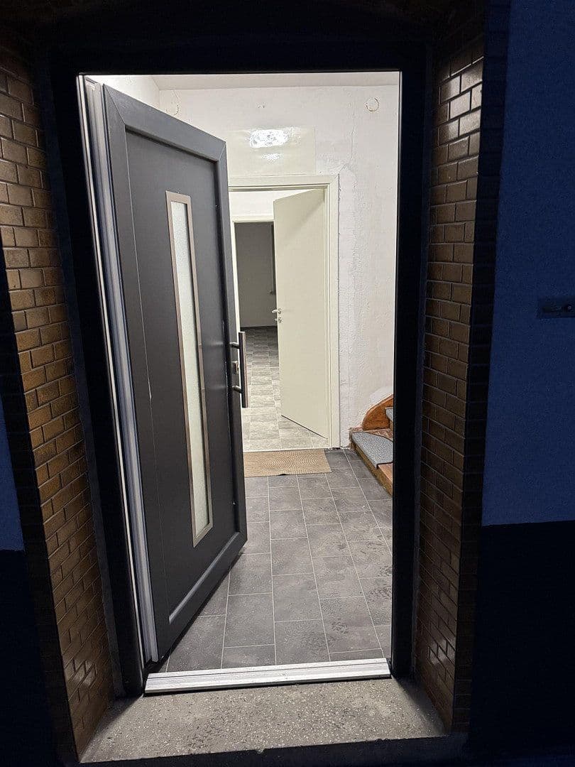 Prodej domu 155 m², pozemek 485 m², Höhbuck 7, Roßtal, Bavorsko Prodej domu 155 m², pozemek 485 m², Höhbuck 7, Roßtal, Bavorsko