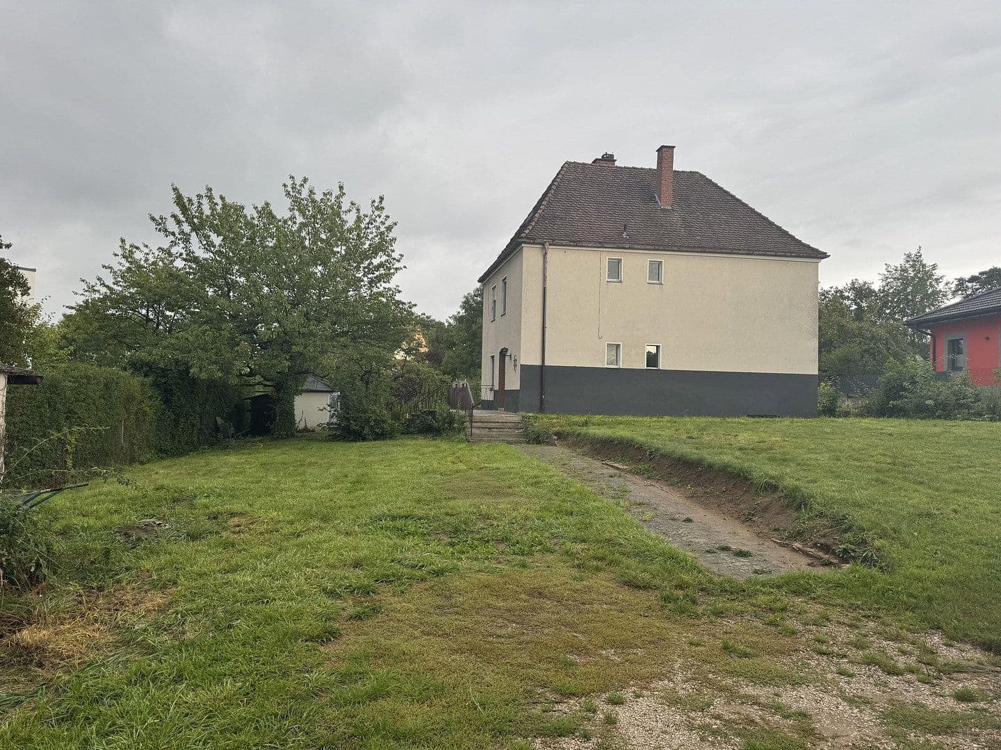 Prodej domu 155 m², pozemek 485 m², Höhbuck 7, Roßtal, Bavorsko Prodej domu 155 m², pozemek 485 m², Höhbuck 7, Roßtal, Bavorsko