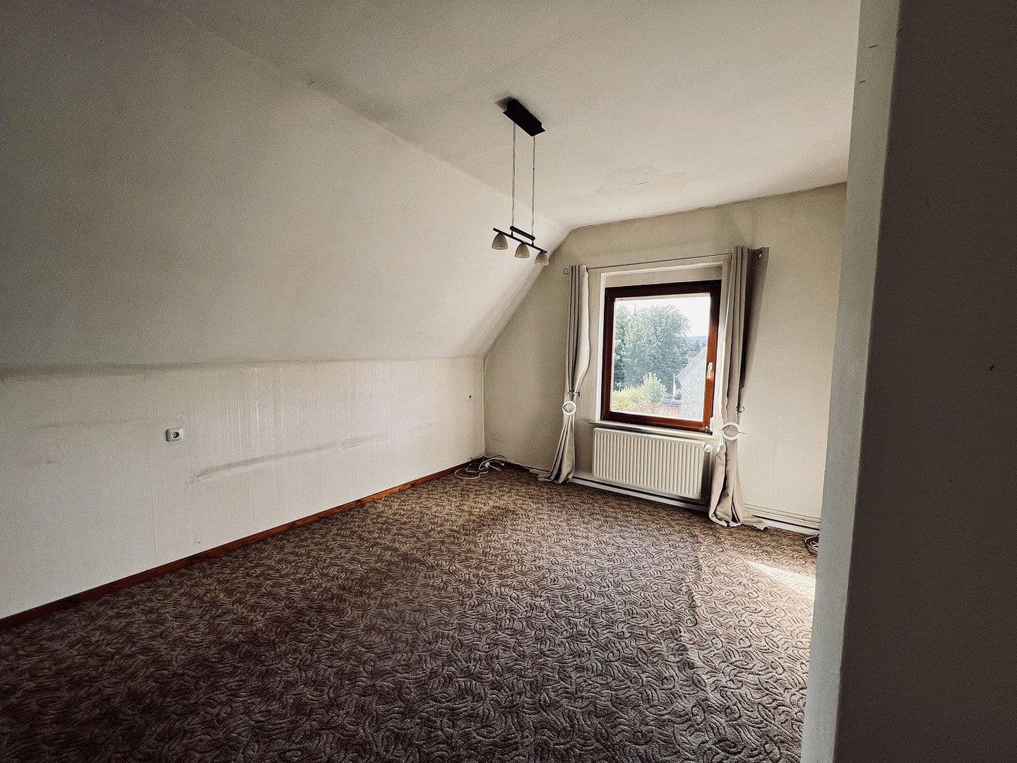 Prodej domu 116 m², pozemek 891 m², Rhönblick, Durynsko Prodej domu 116 m², pozemek 891 m², Rhönblick, Durynsko