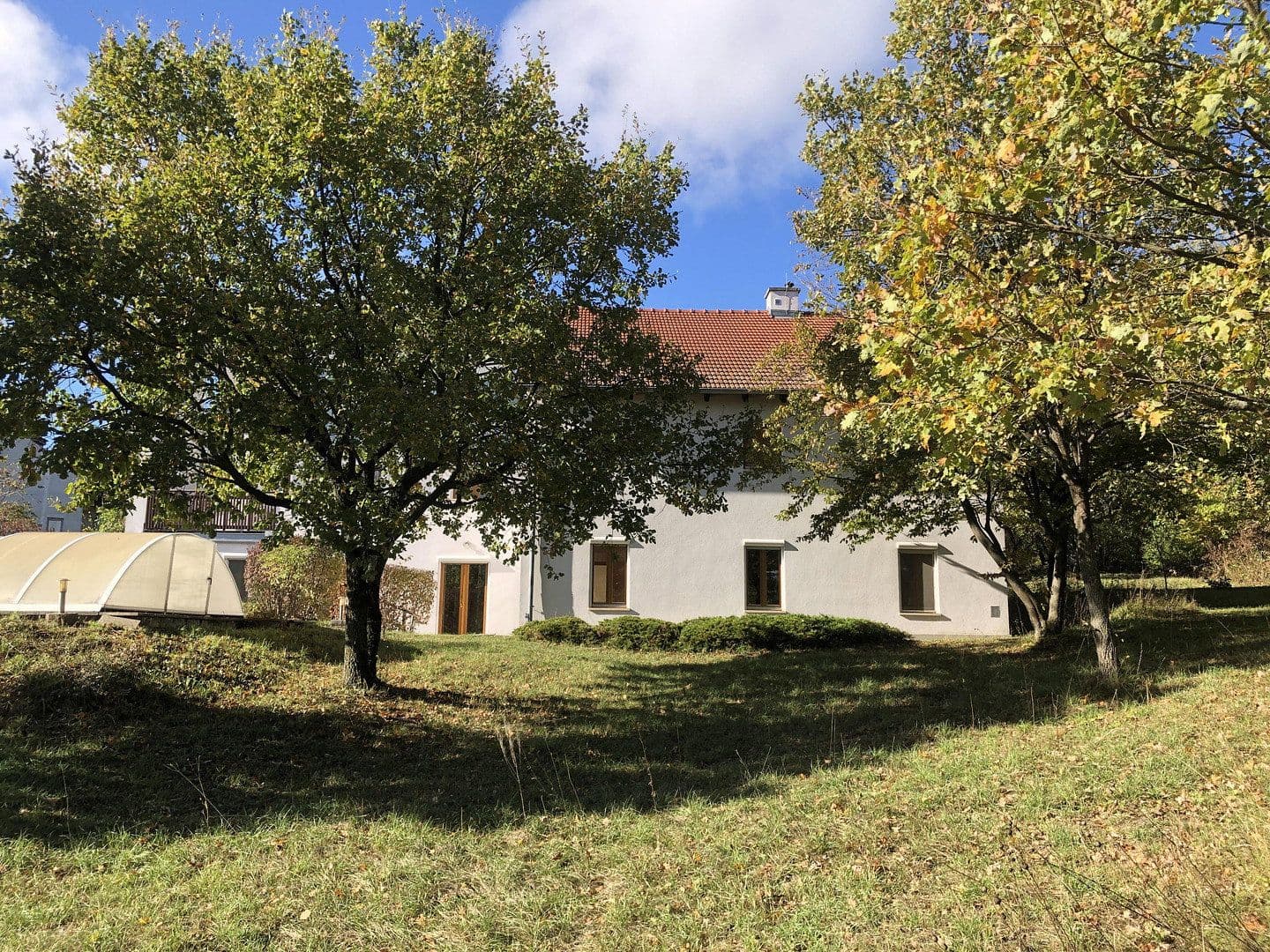 Prodej domu 210 m², pozemek 1.592 m², Breitenbrunn, Hradsko Prodej domu 210 m², pozemek 1.592 m², Breitenbrunn, Hradsko